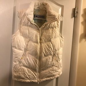 Women’s white Columbia vest
